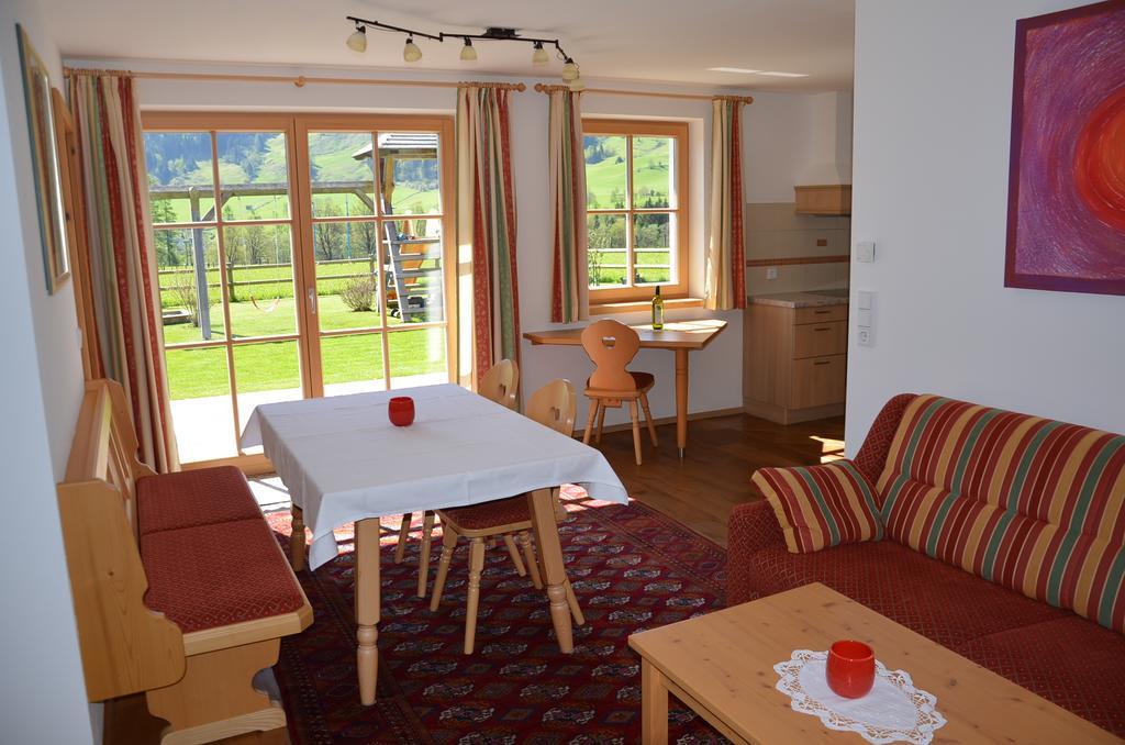Appartment Scheiber ลีโอกัง ภายนอก รูปภาพ
